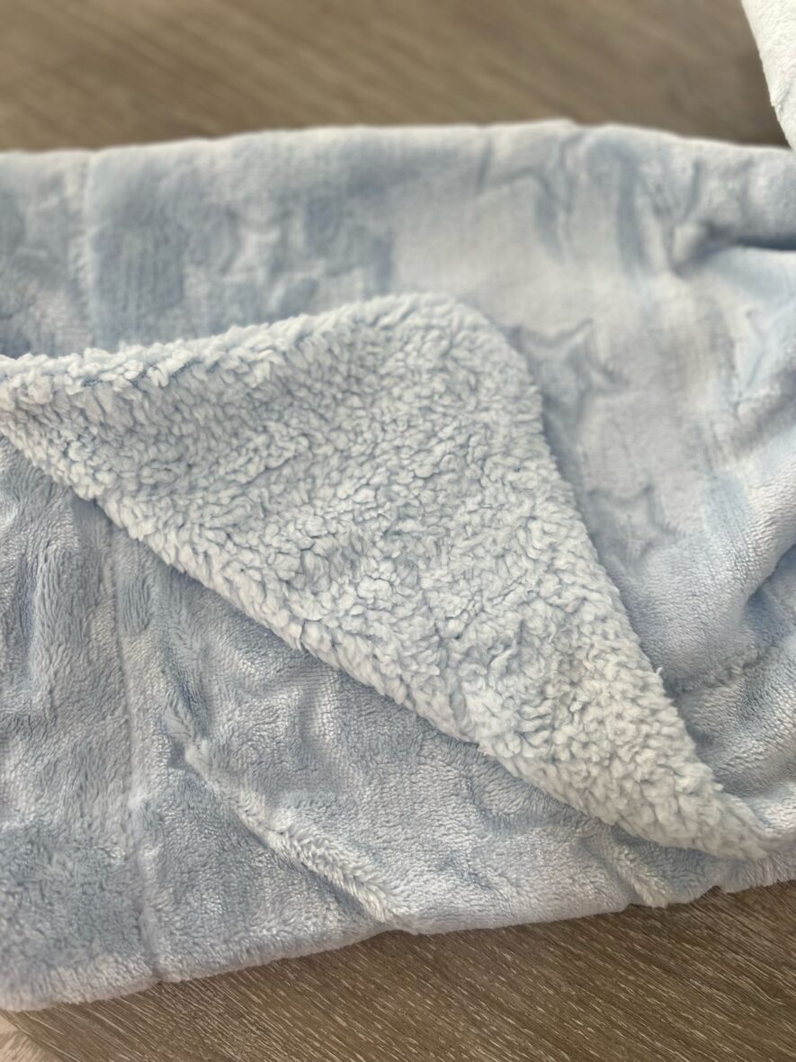 ee4878f3-9cd4-4e82-a3ff-69a57bb3e8d2