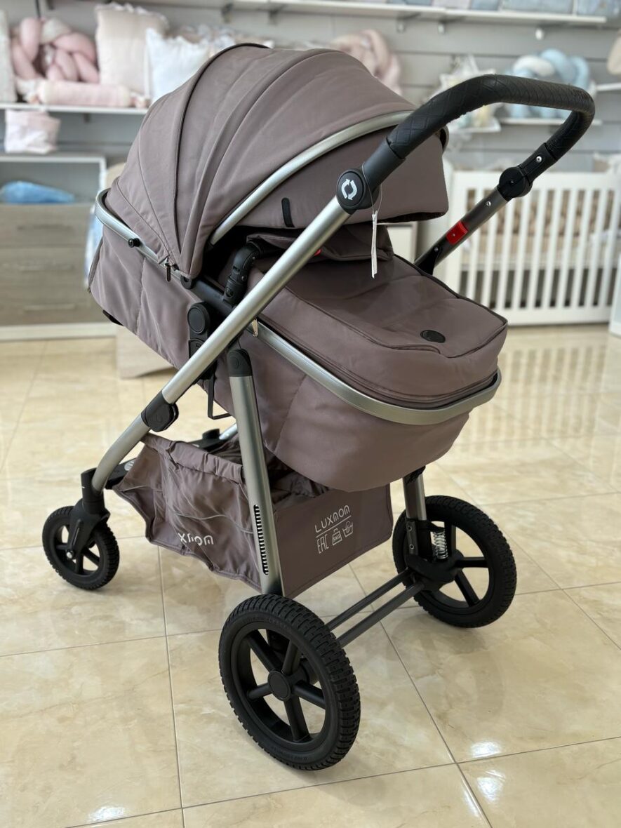 Poussette landau avec sac a dos