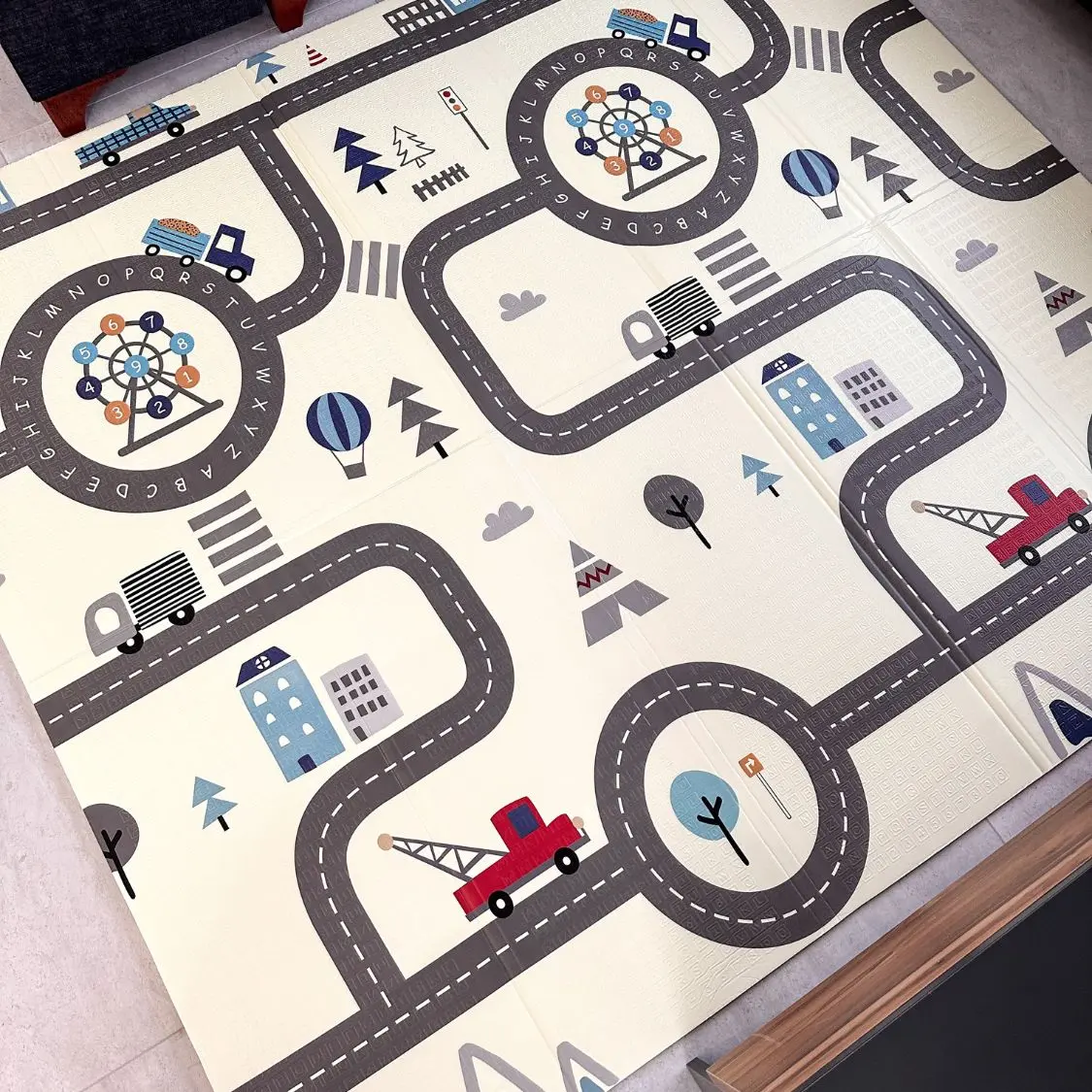 Килимче-за-игра-Happy-Familly-1