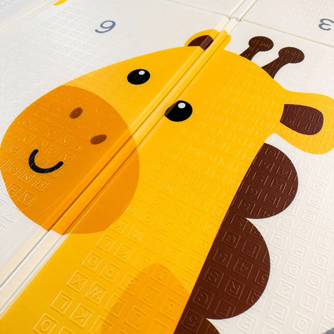 Килимче-за-игра-Happy-Familly-4